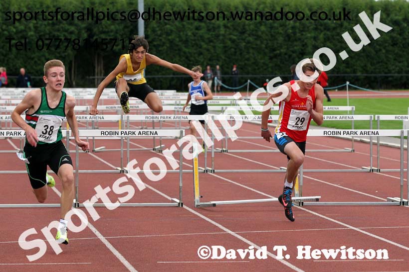 Under-15 boys 80 metres hurdles, Northern Under-15 and under-17 Championships, Wigan. Photo: David T. Hewitson/Sports for All Pics
